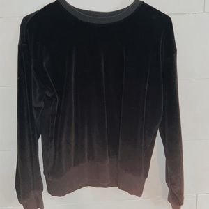 Black velvet crewneck sweatshirt